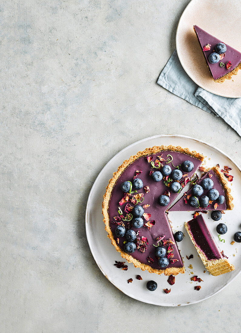 Vegane Blaubeer-Limetten-Tarte