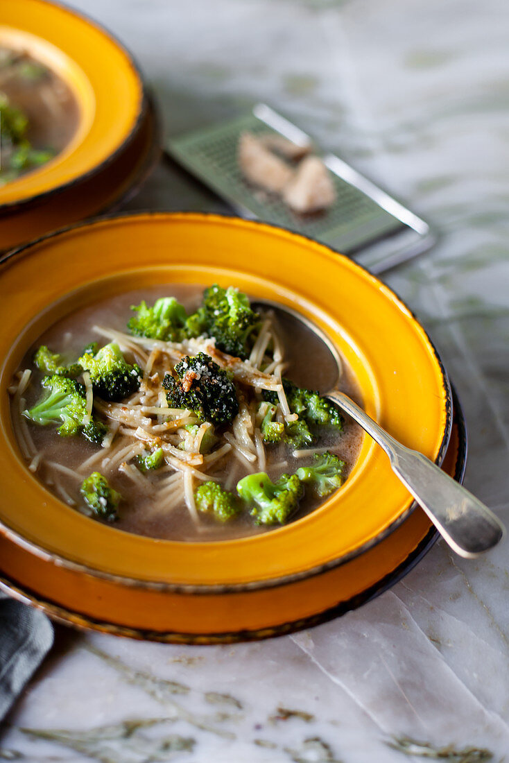 Italian broccoli soup with gorgonzola
