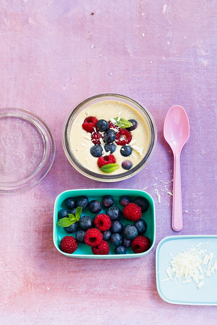 Vegan Macadamia Cream with Fresh Berries 'To Go'