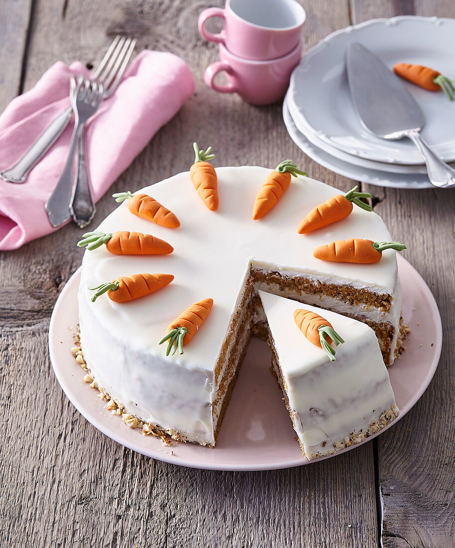 Carrot and nut cake