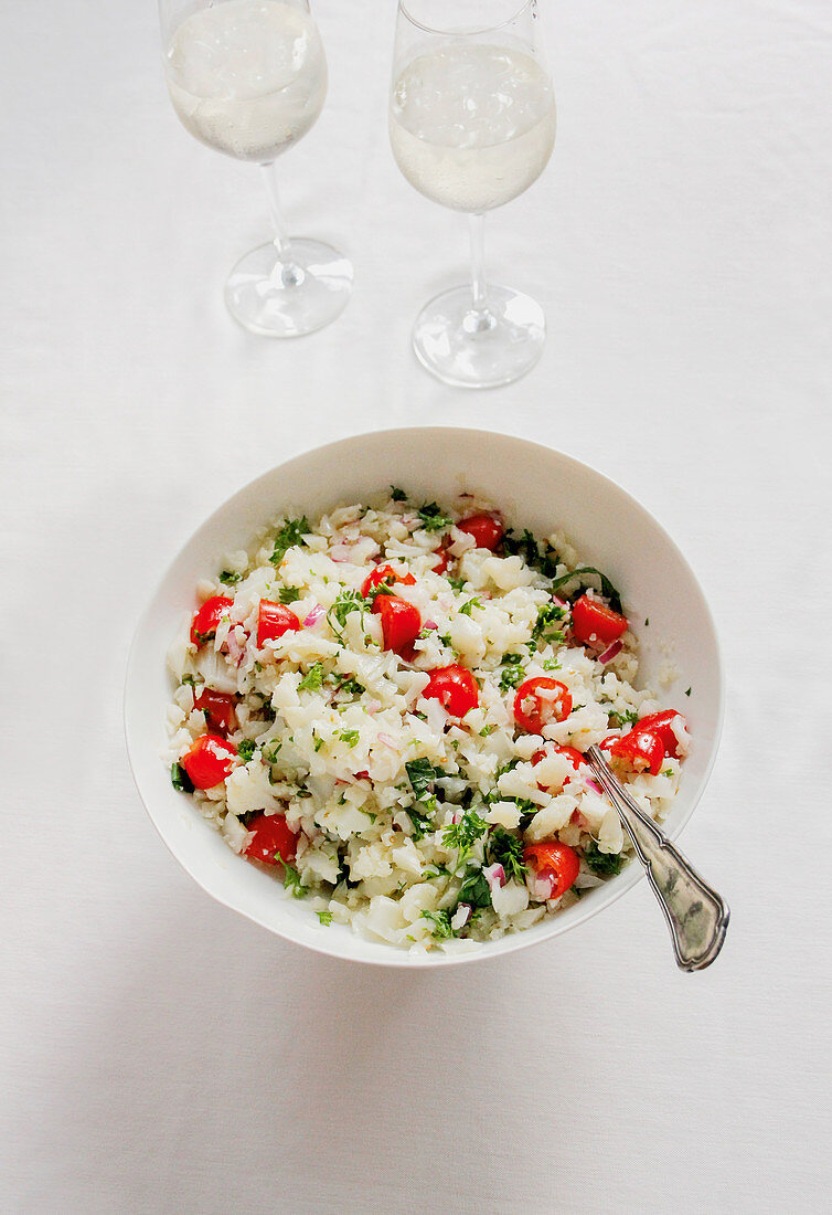 Blumenkohl-Taboulé mit Kirschtomaten und Minze