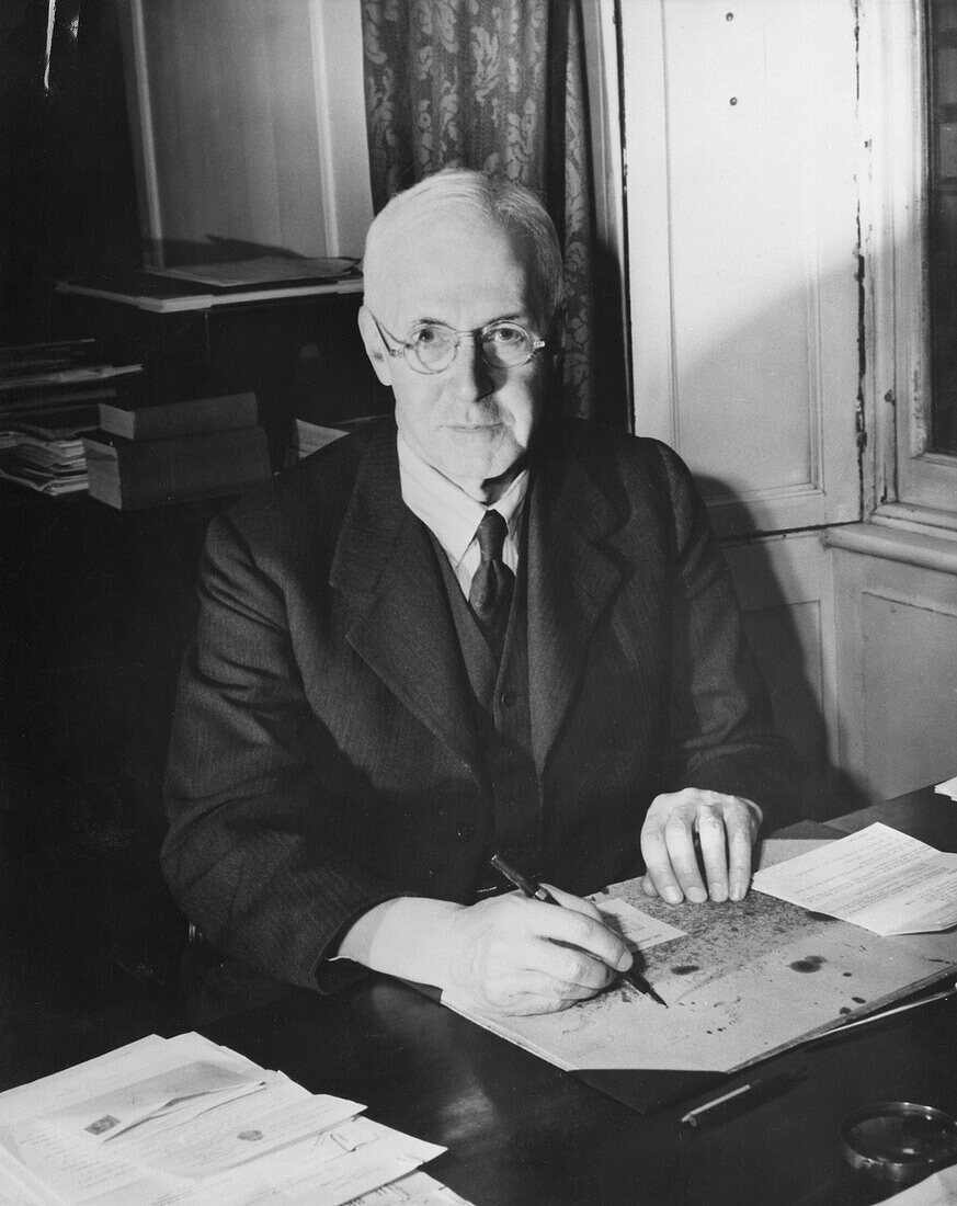 Henry Hallett Dale, British pharmacologist