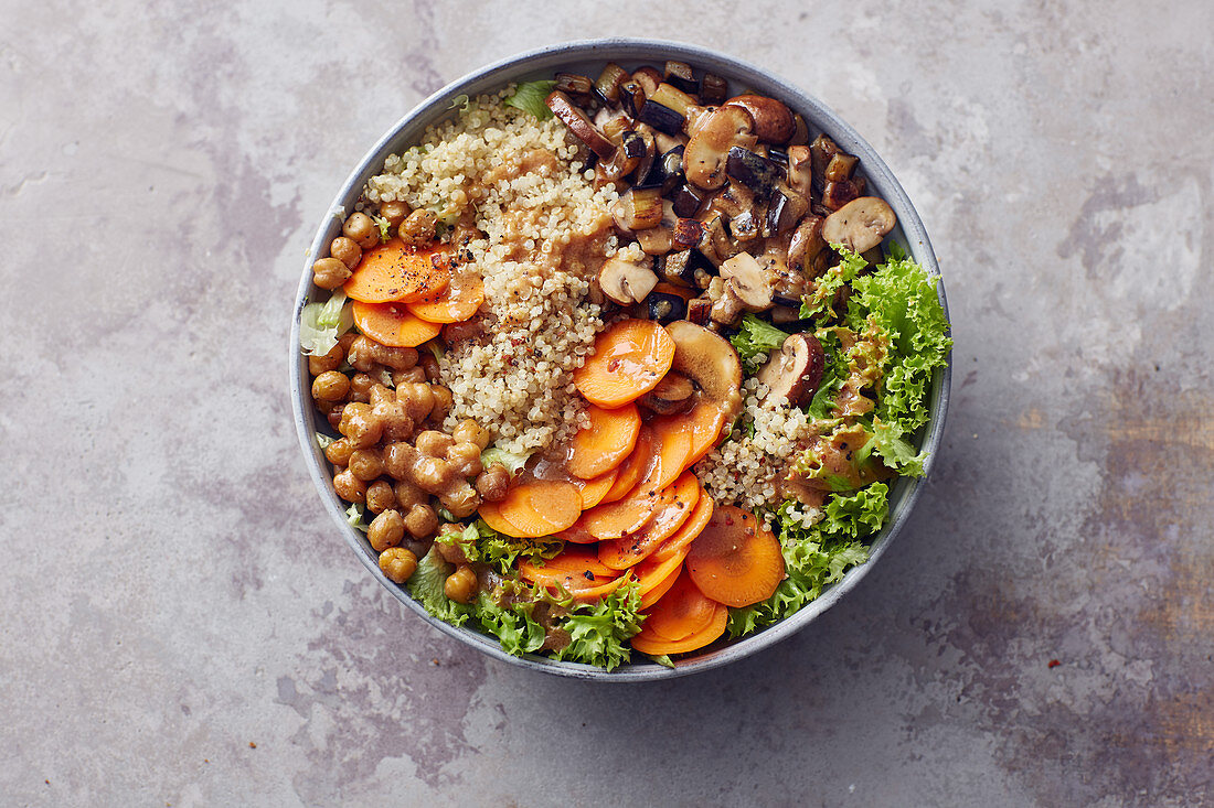 A veggie bowl with miso, quinoa and aubergines