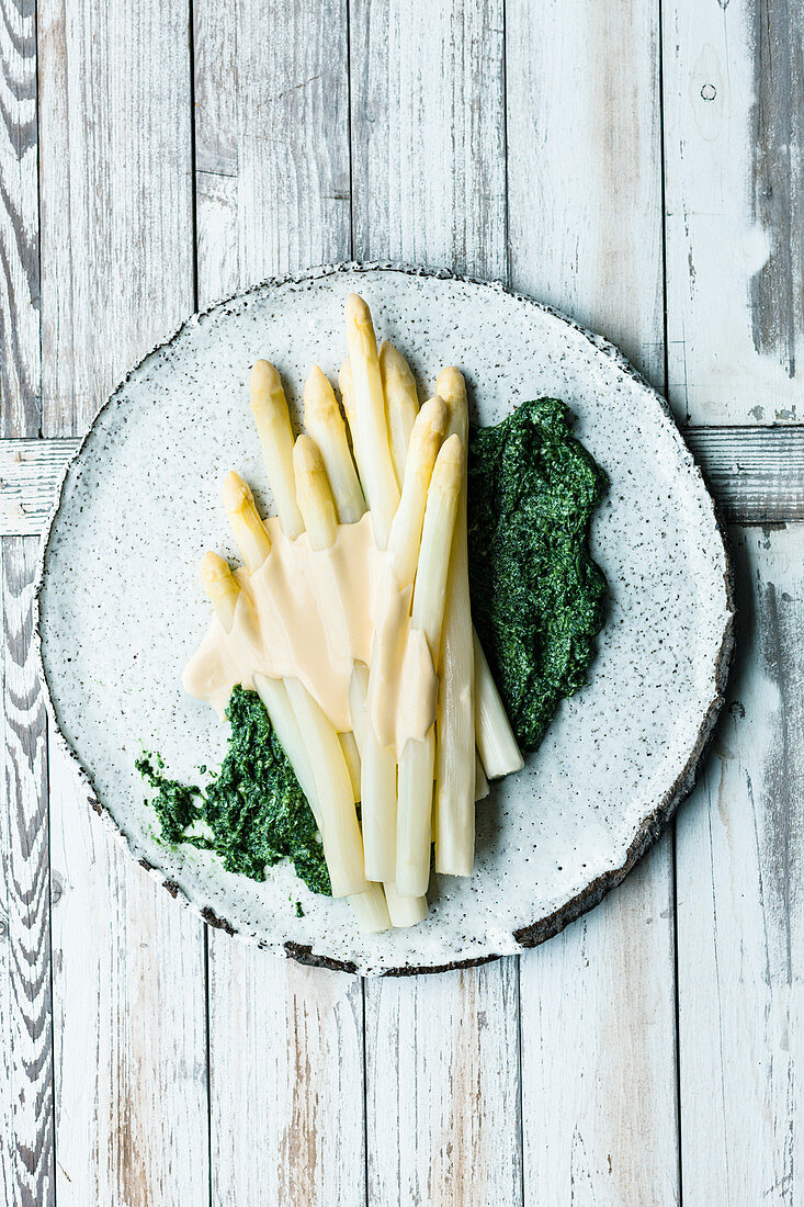 Asparagus with stinging nettle spinach and butter sauce