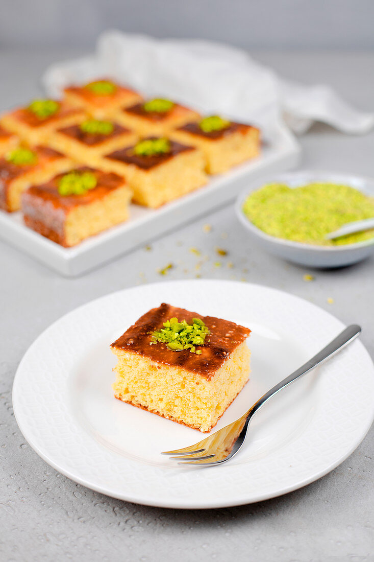 Greek semolina cake with pistachios