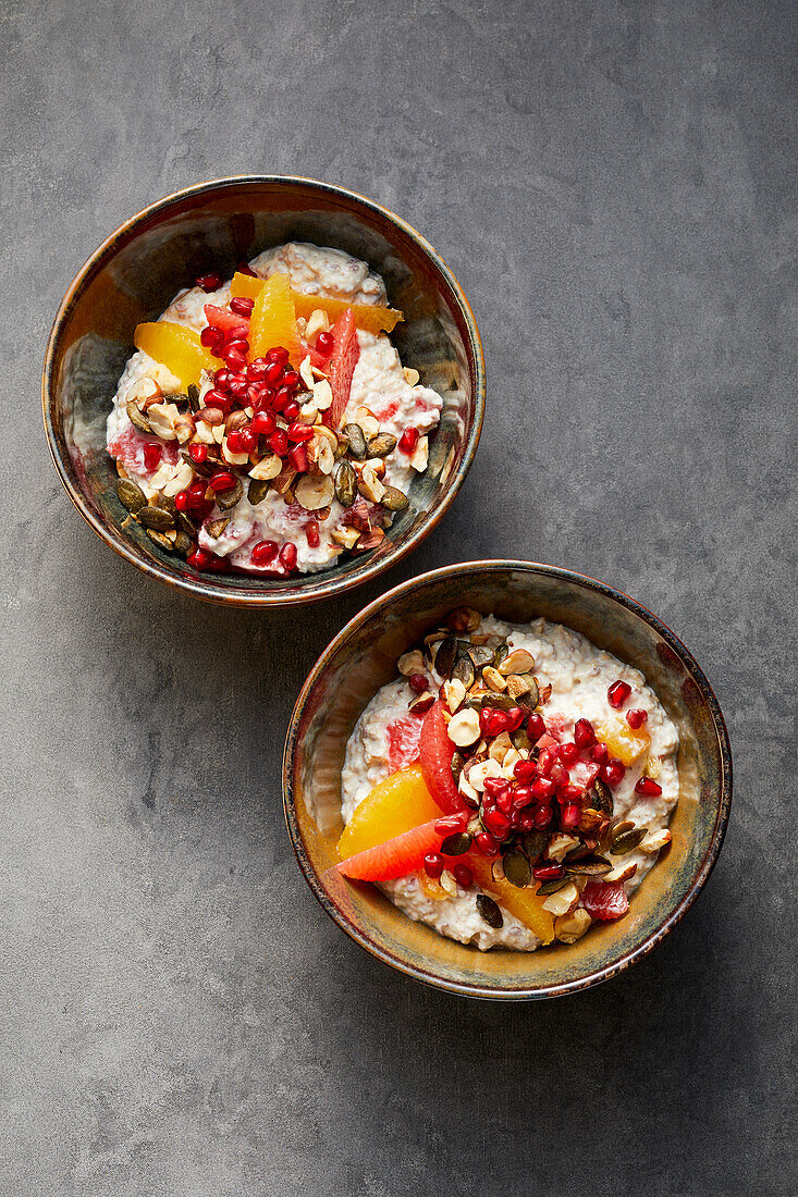 Overnight muesli with citrus fruits