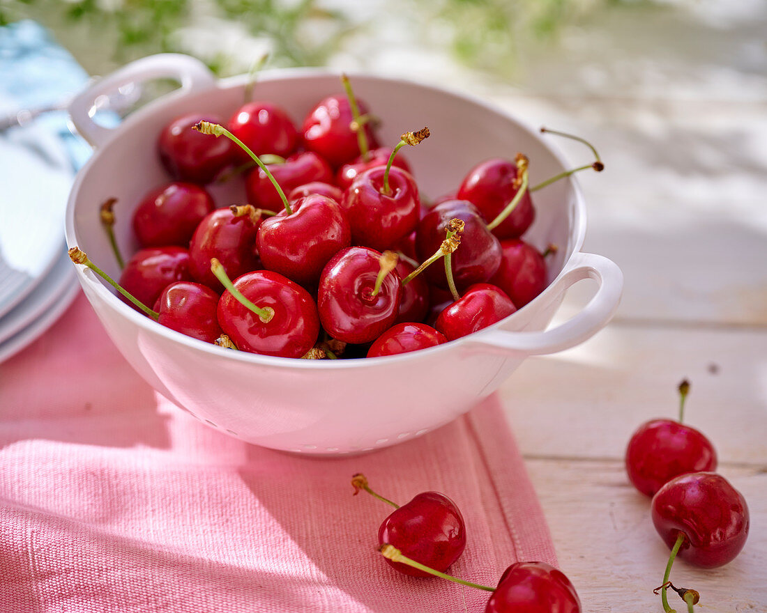 Bowl of cherries