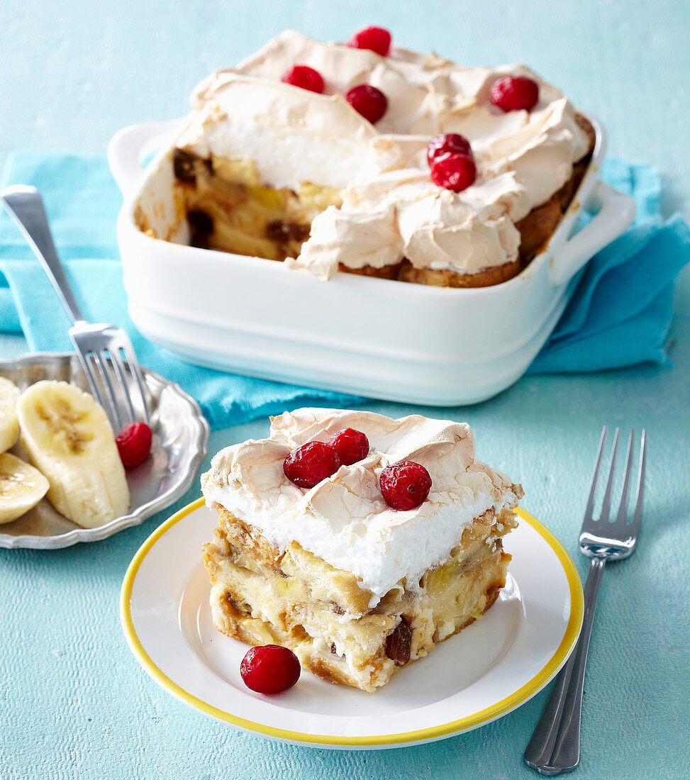 Bread pudding with bananas