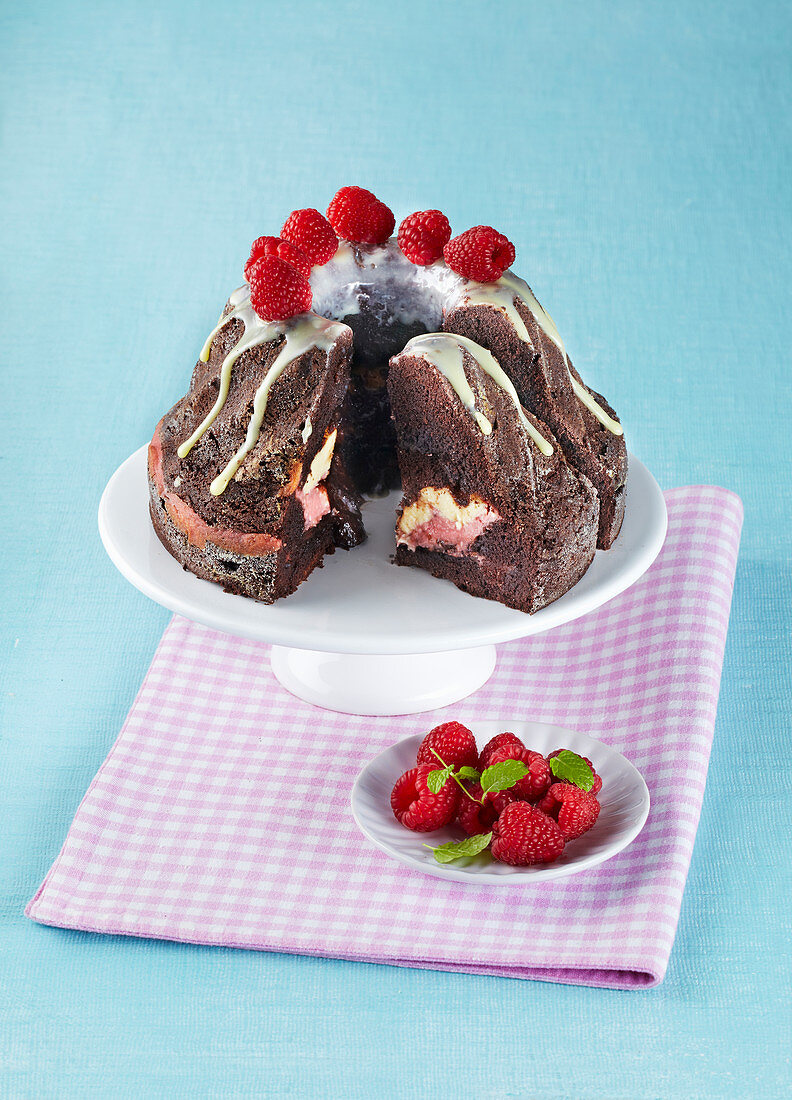 Bicolor fancy bread with chocolate glaze