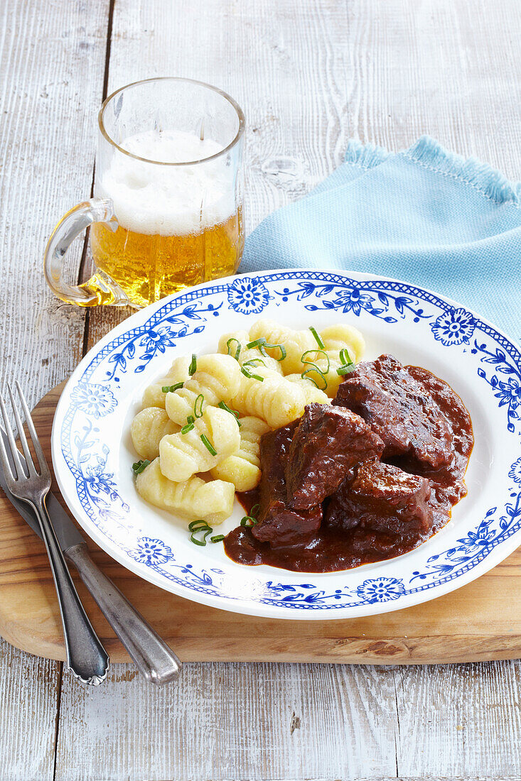 Beef goulash with beer
