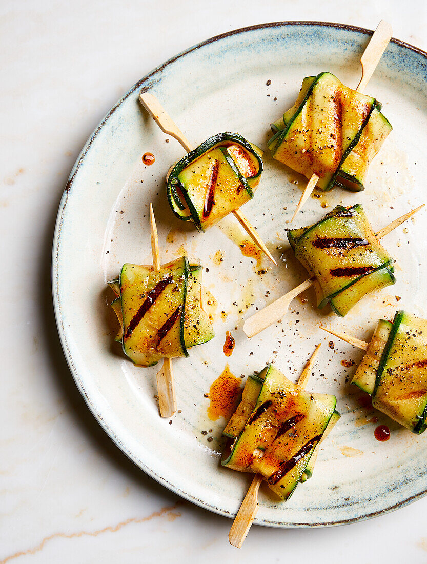 Gegrillte Zucchini-Feta-Päckchen (zuckerfrei)