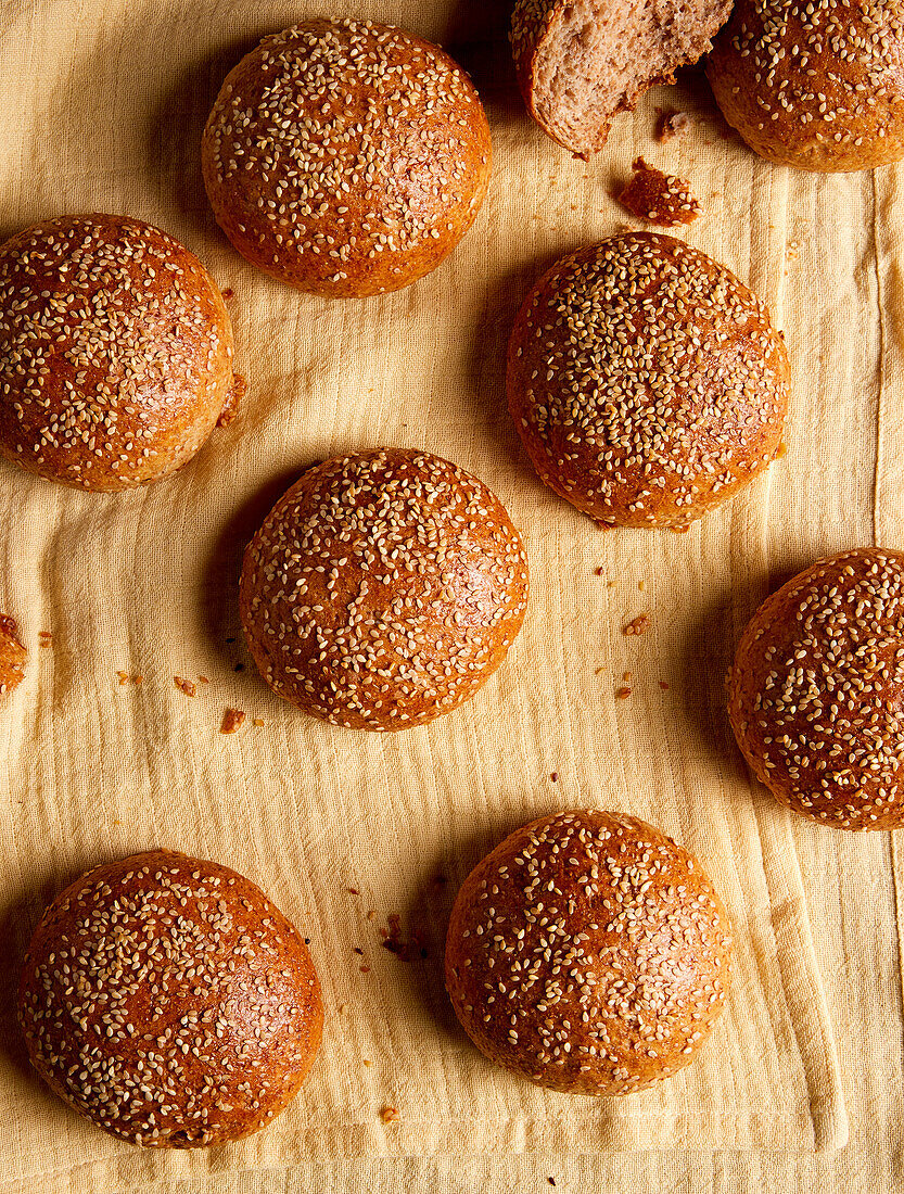 Homemade Burger Buns (sugar-free)