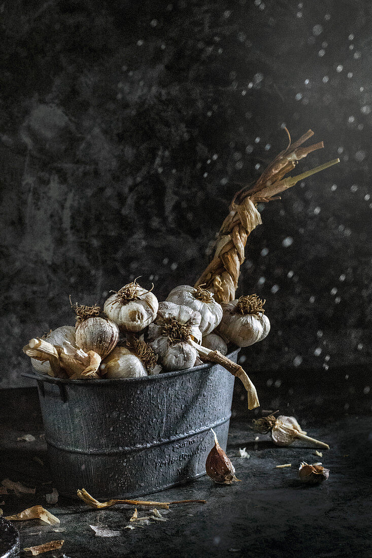 Garlic braid in a vintage tub