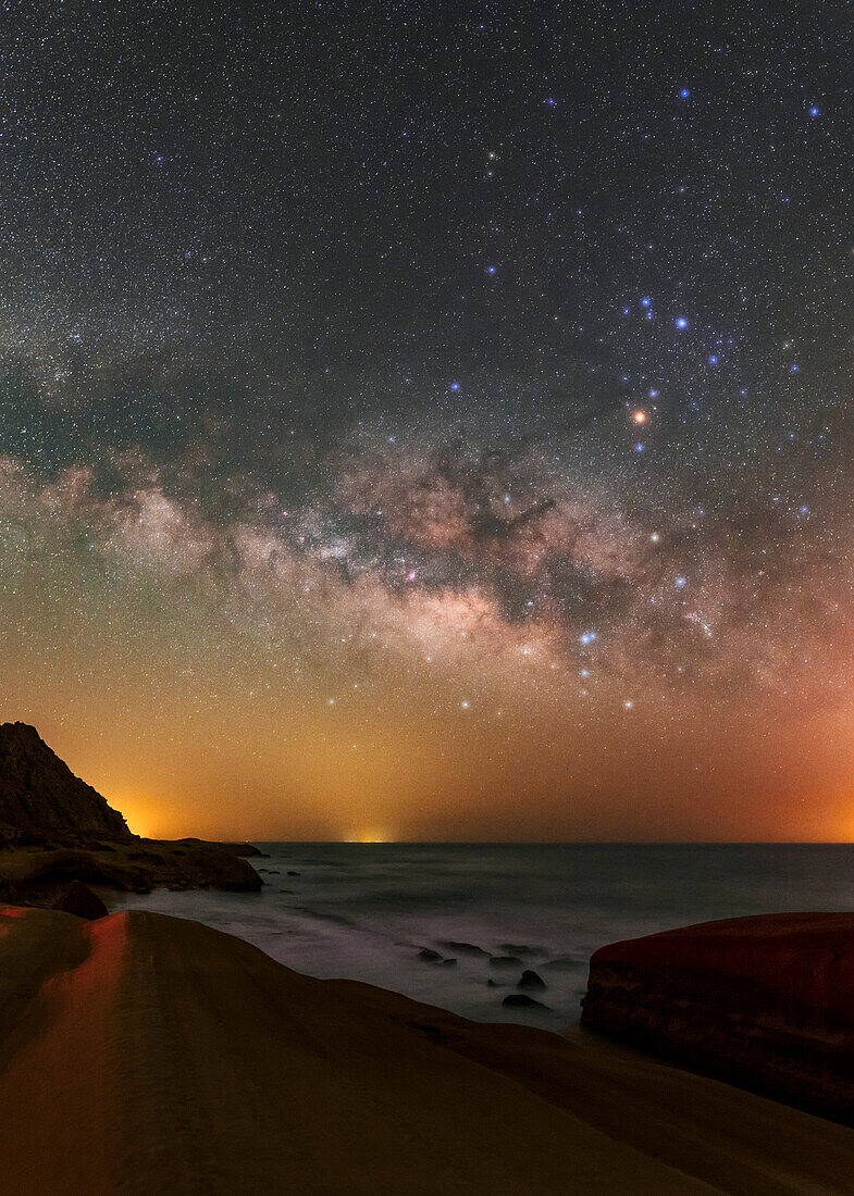 Milky Way rising over Persian Gulf