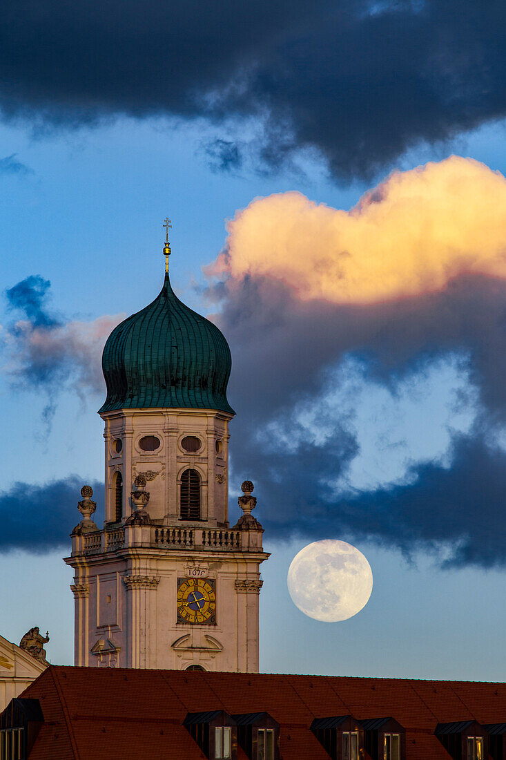 Full Moon rising over Cathedral, Passau, Germany