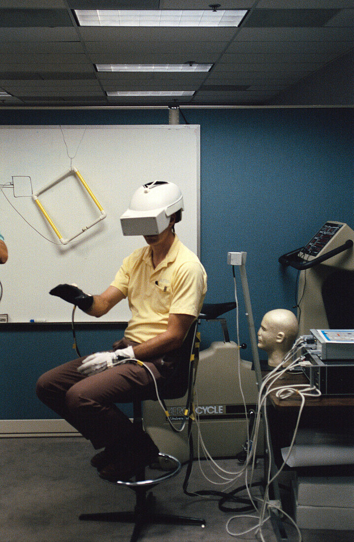Jeffrey Hoffman in VR helmet & gloves, STS-61