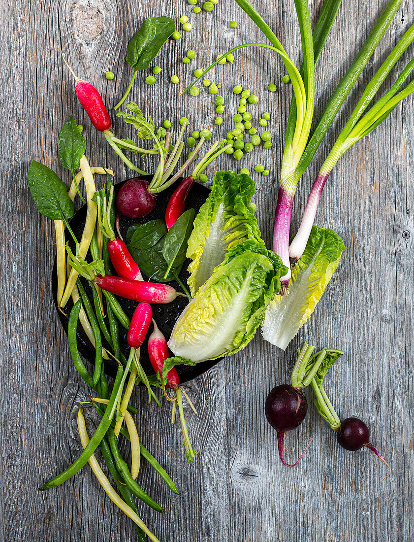 Fresh salad ingredients from the garden