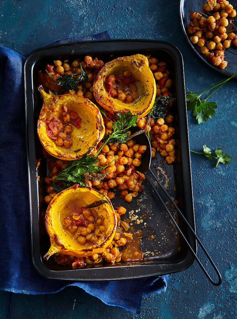 Baked pumpkin with chickpea