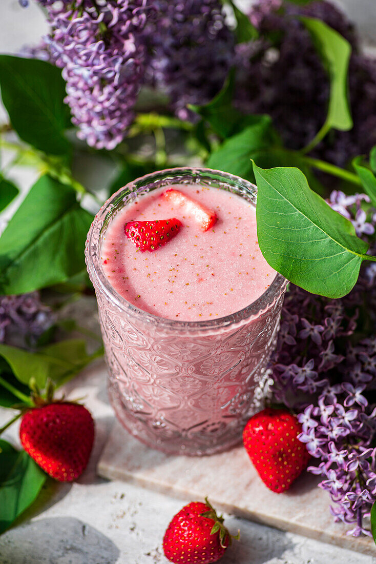 Erdbeermilch im Glas