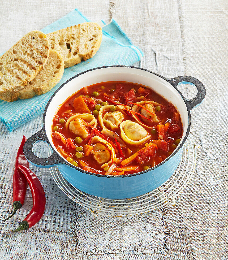 Tomato soup with tortellini