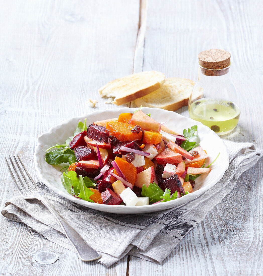 Apple salad with roasted vegetables and feta