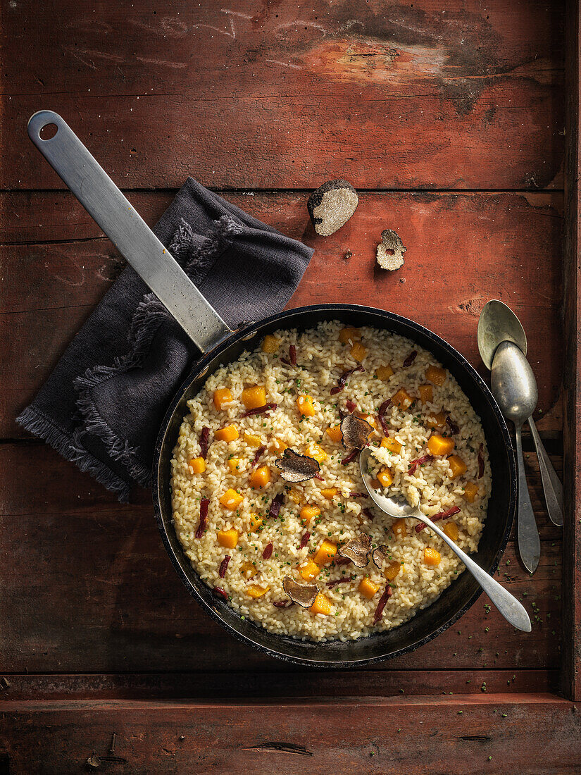 Rice with pumpkin and truffles