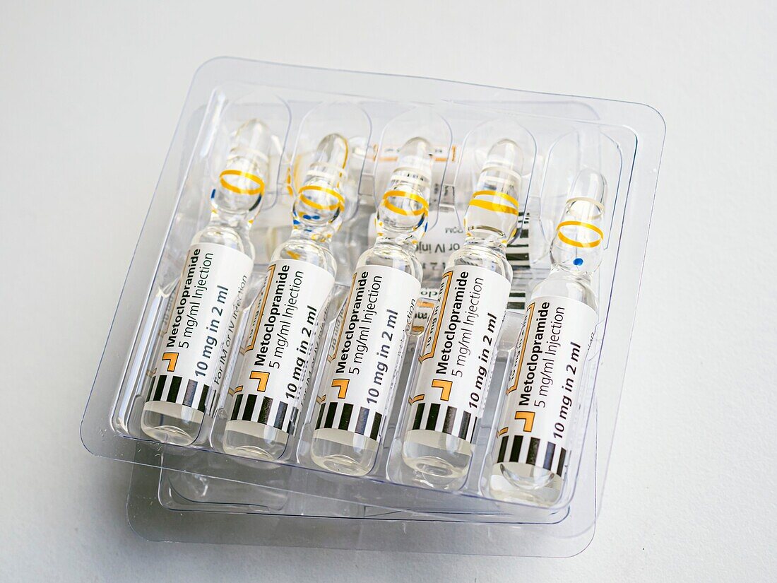 Metoclopramide vials for injection