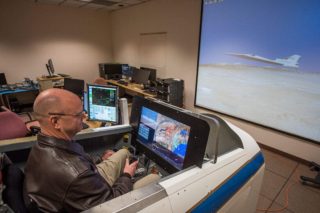NASA pilot testing X-59 simulator