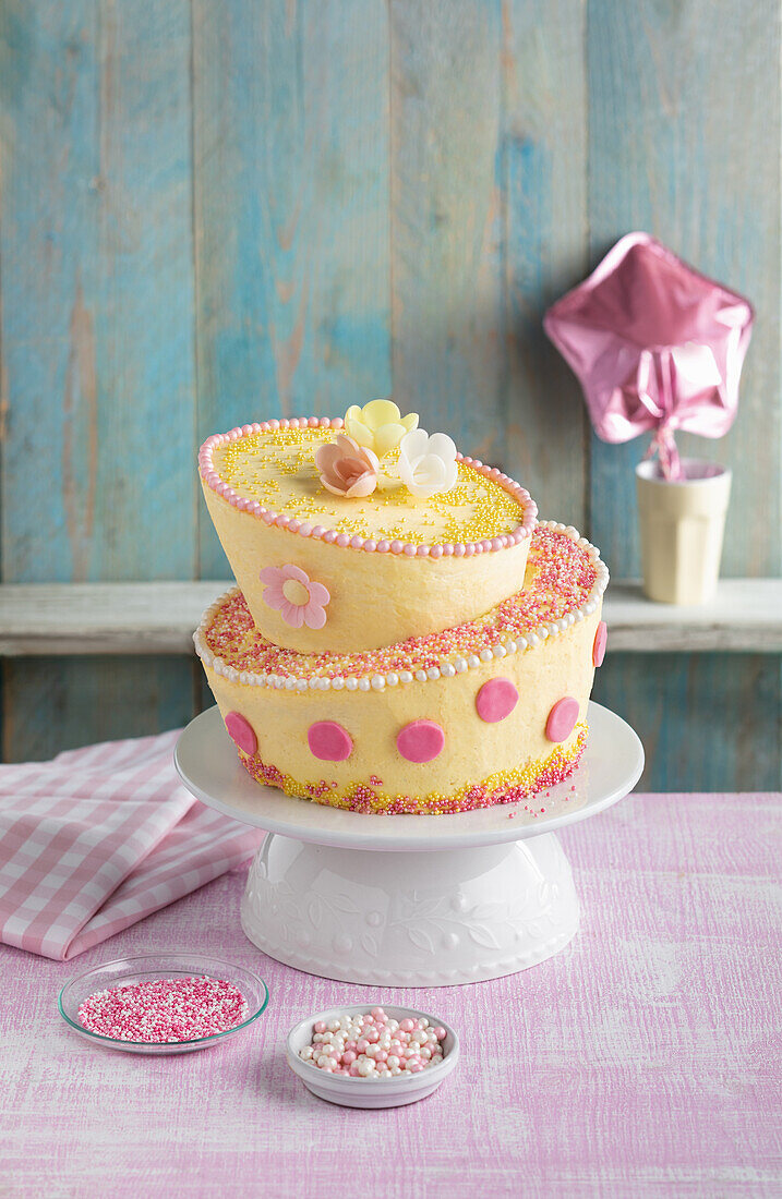 Mini topsy-turvy cake with buttercream