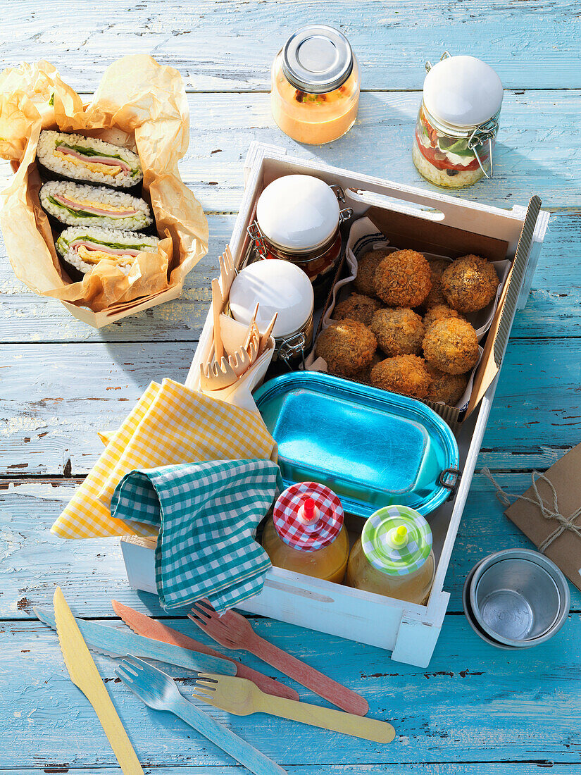 International Picnic Dishes 'To Go