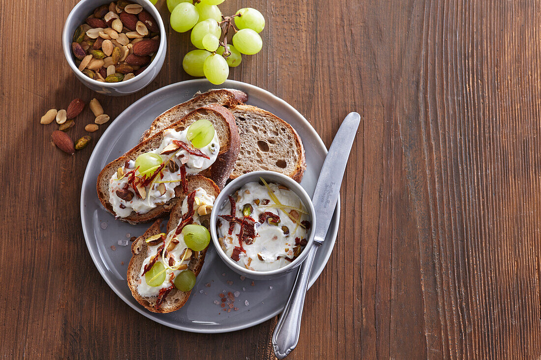 Curd spread with nuts and dried tomatoes