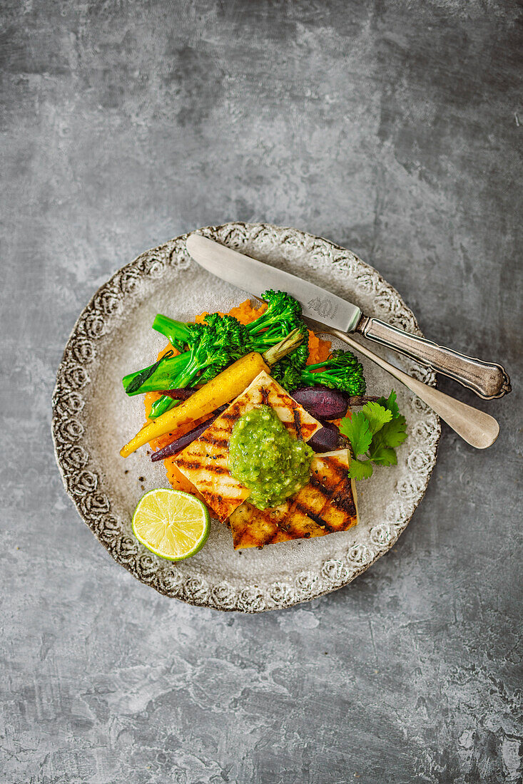 Grilled halloumi with vegetables and salsa verde