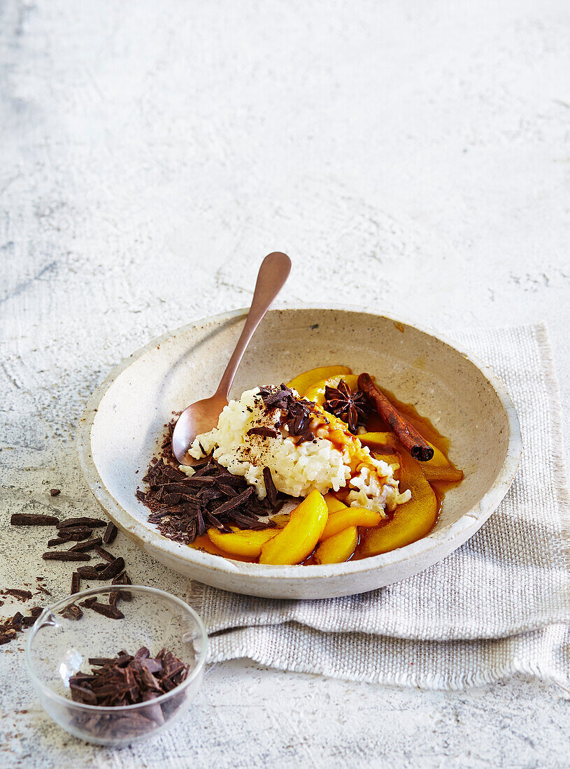 Caramelized pears with chocolate