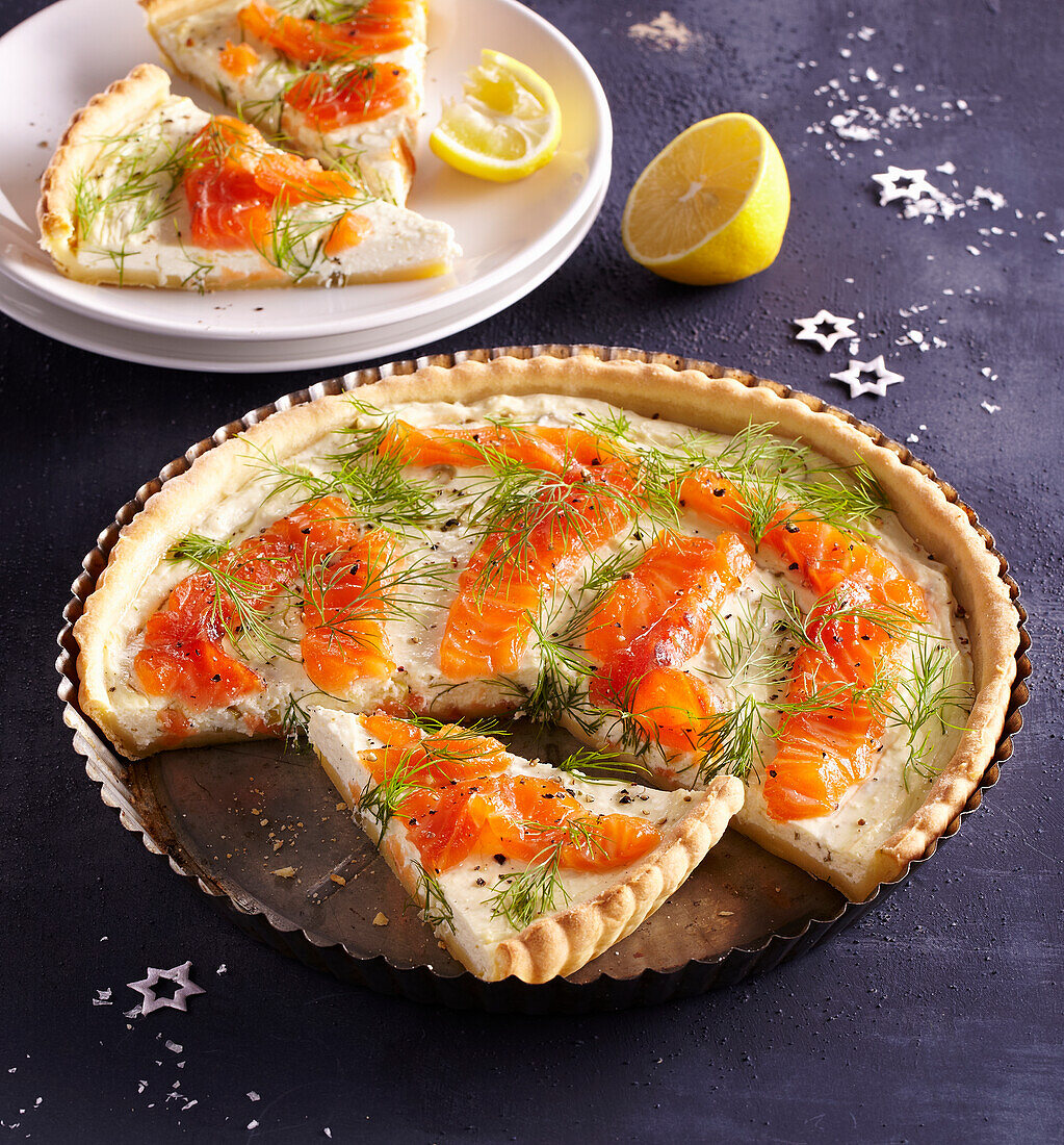 Quiche with salmon and dill