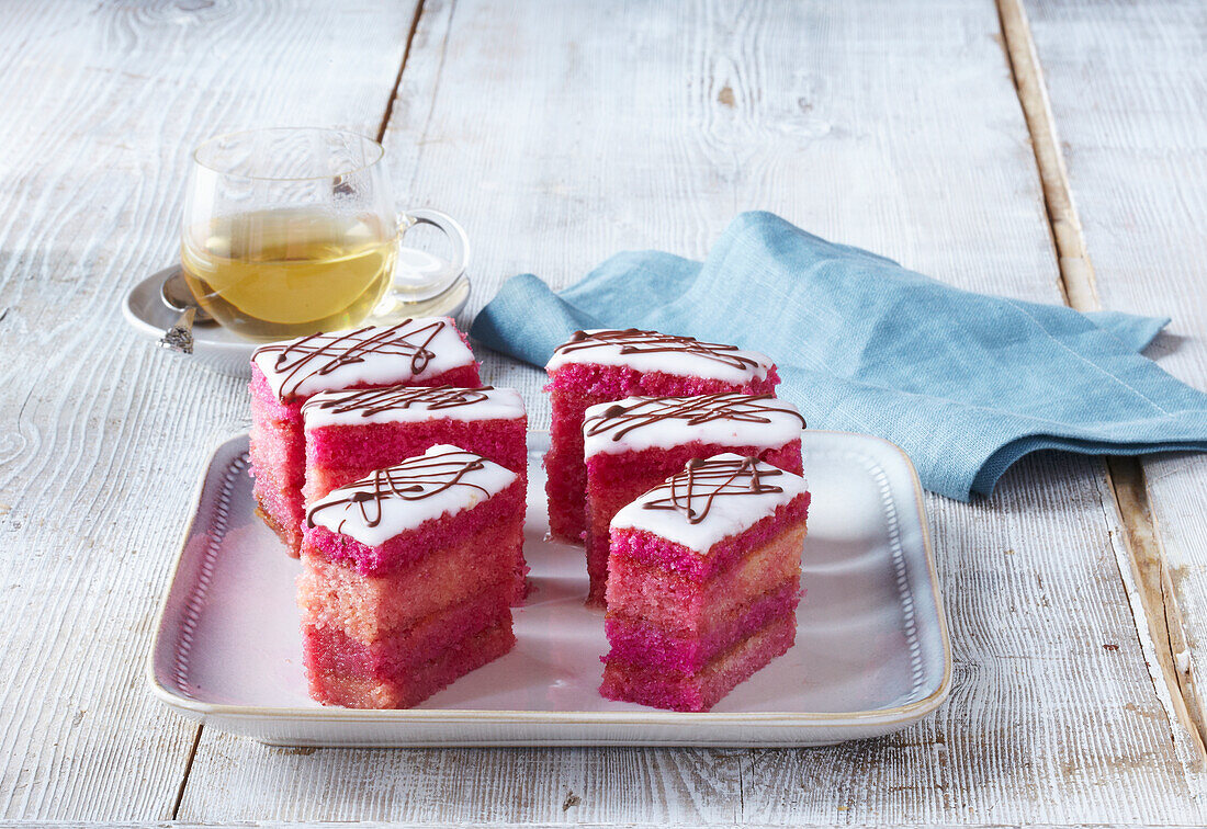 Punch bars with icing