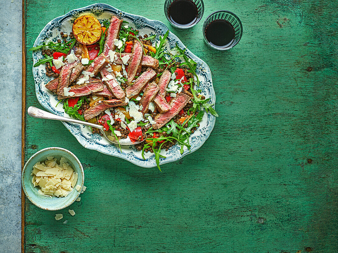 Steak-Tagliata mit Zitronen-Linsen