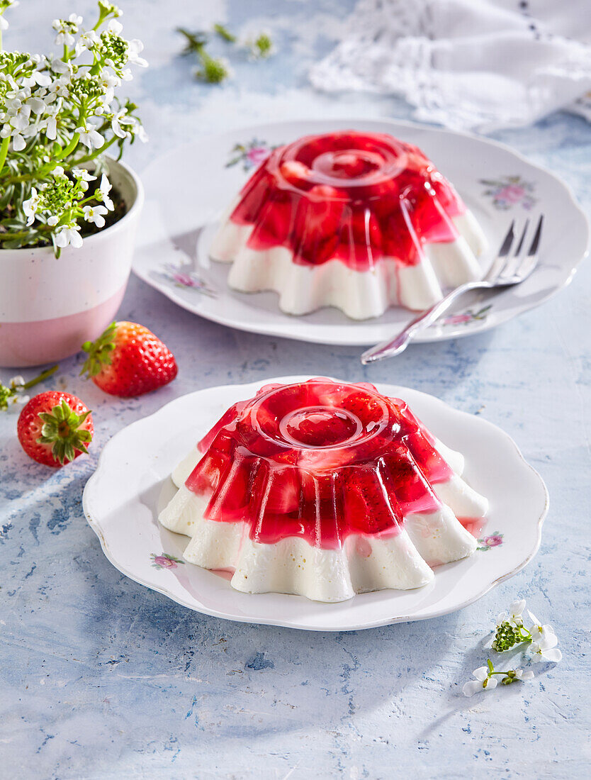 Strawberry and curd jelly