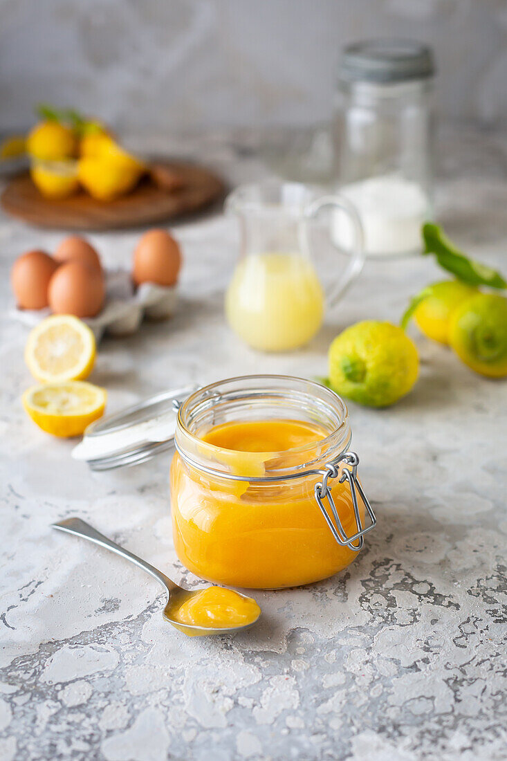 Lemon curd (lemon spread) in a jar
