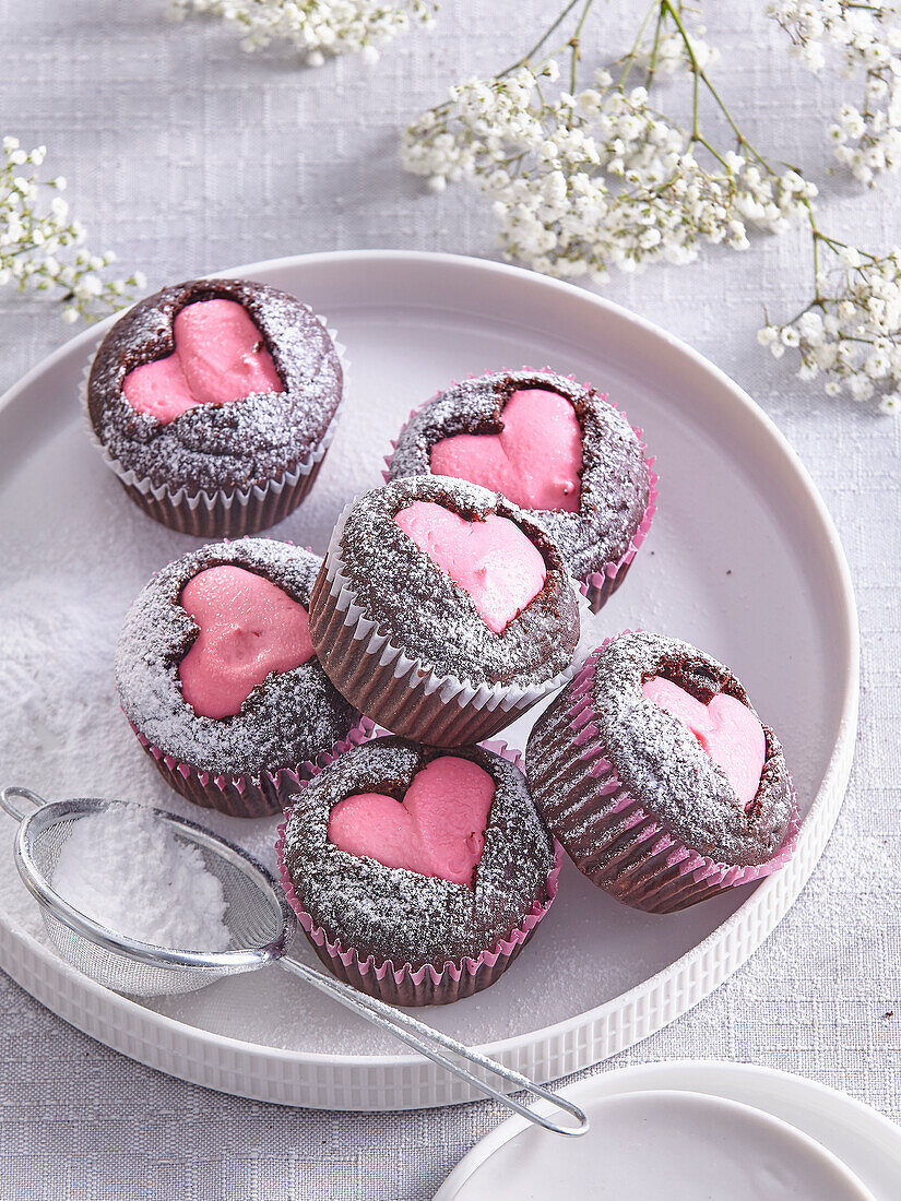 Schokoladenmuffins zum Valentinstag