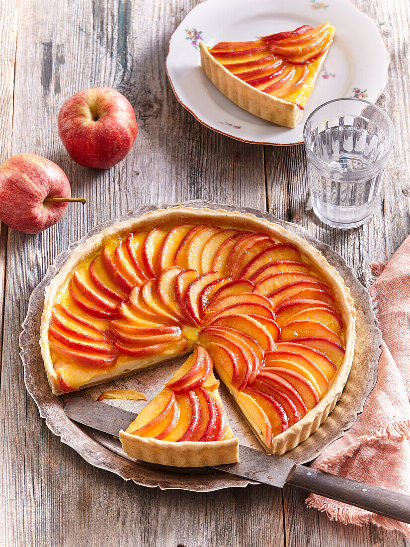 Traditioneller Apfelkuchen