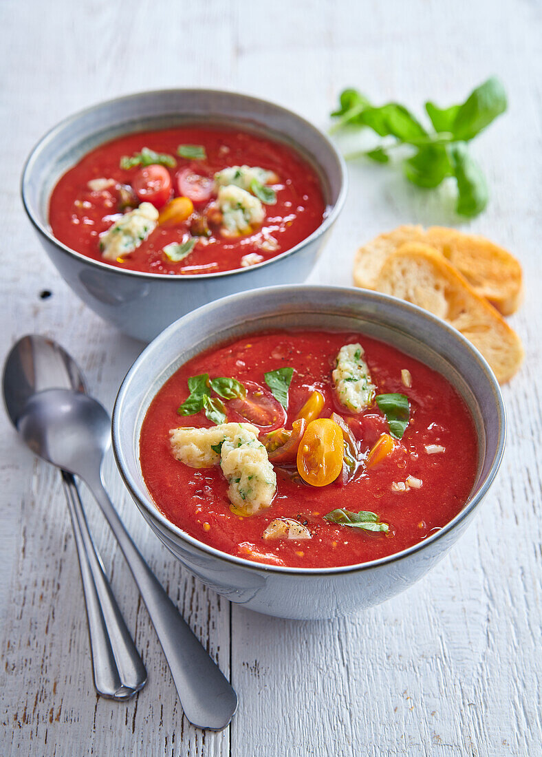 Cold tomato soup