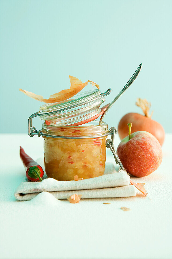 Onion-and-apple chutney