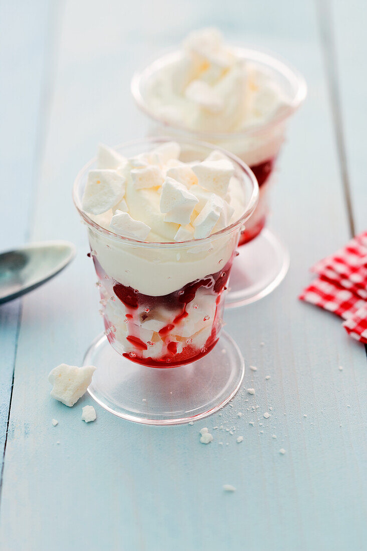 'Snow Flurry' (dessert with berries, meringue and cream)