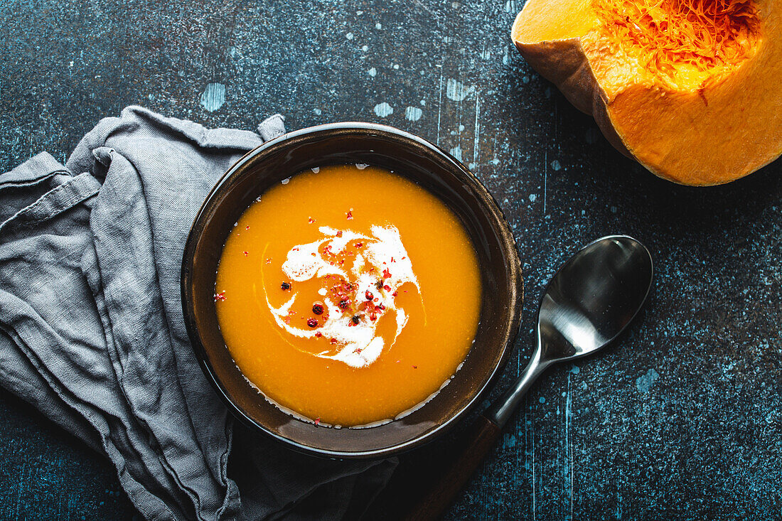 Hausgemachte Kürbiscremesuppe