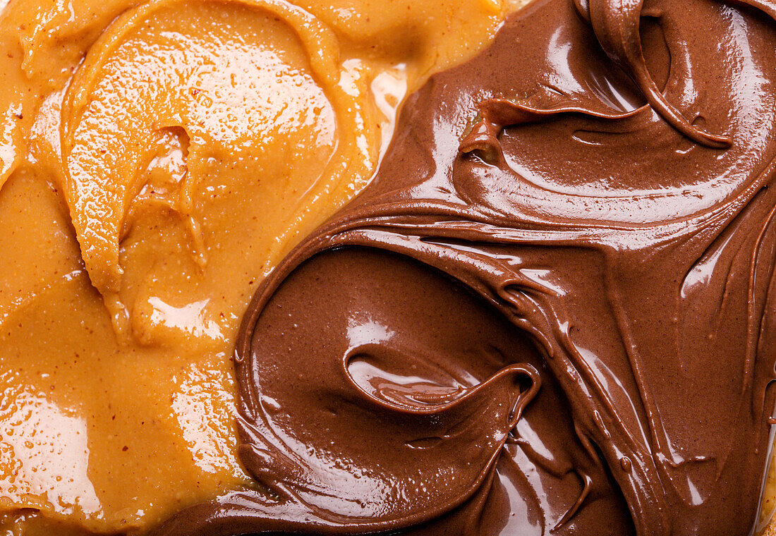 Peanut butter and chocolate paste (close up)