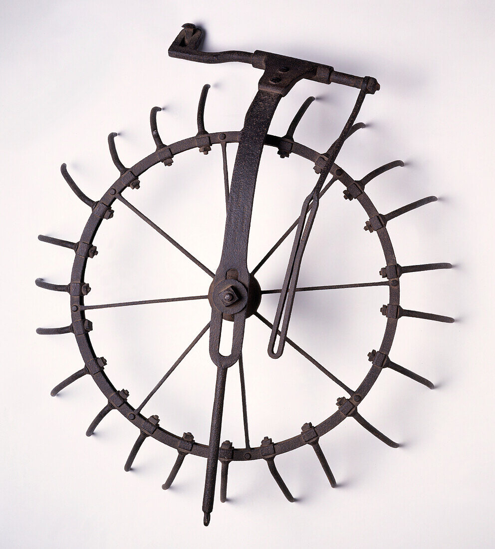 Machine wheel for winnowing