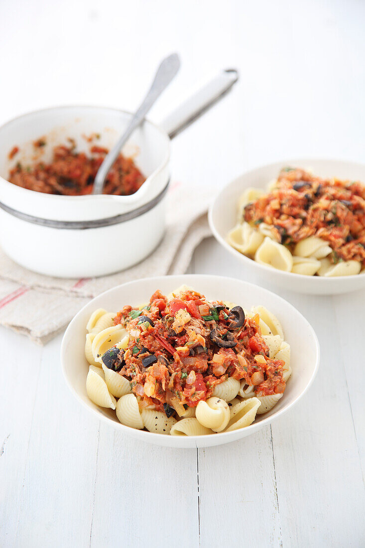 Tuna, tomato and olive conchiglie pasta