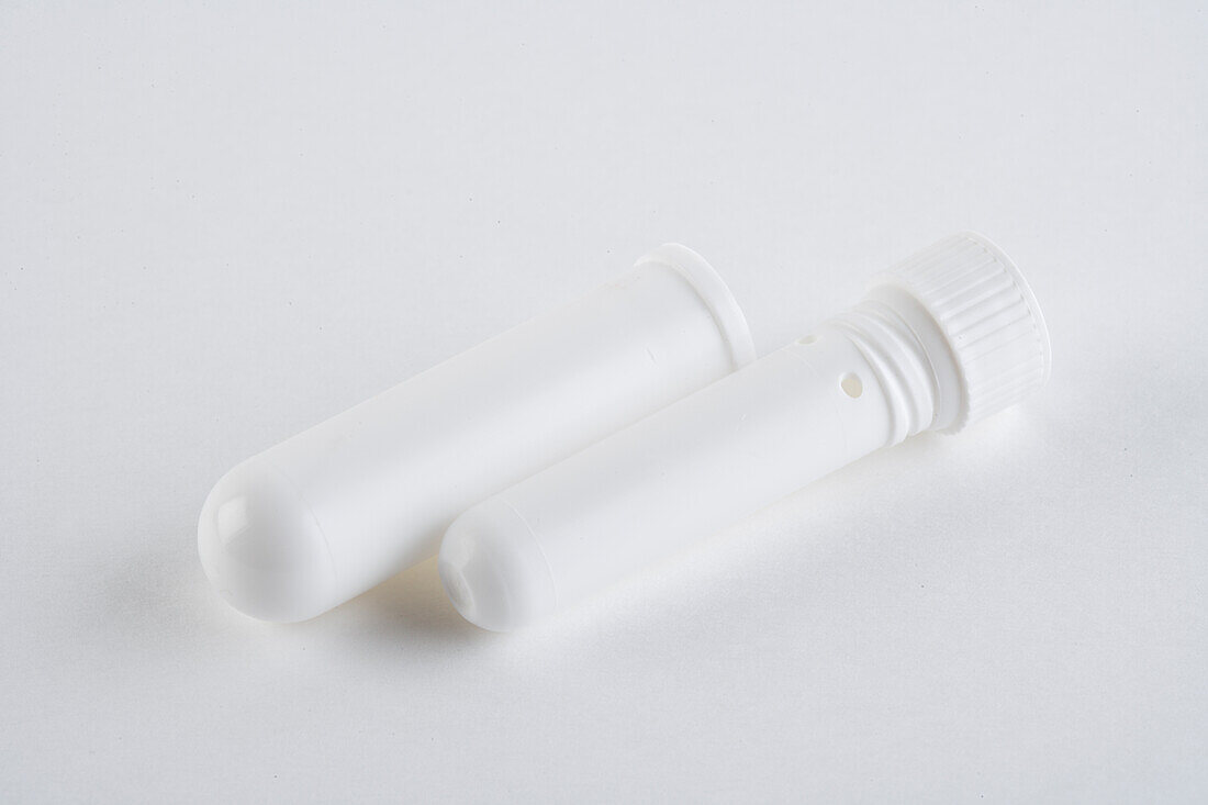 White outer and inner nasal inhaler applicator
