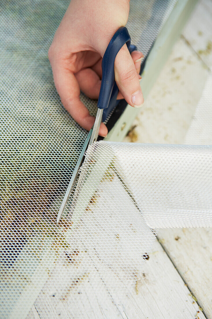 Cutting micromesh to size over living picture frame