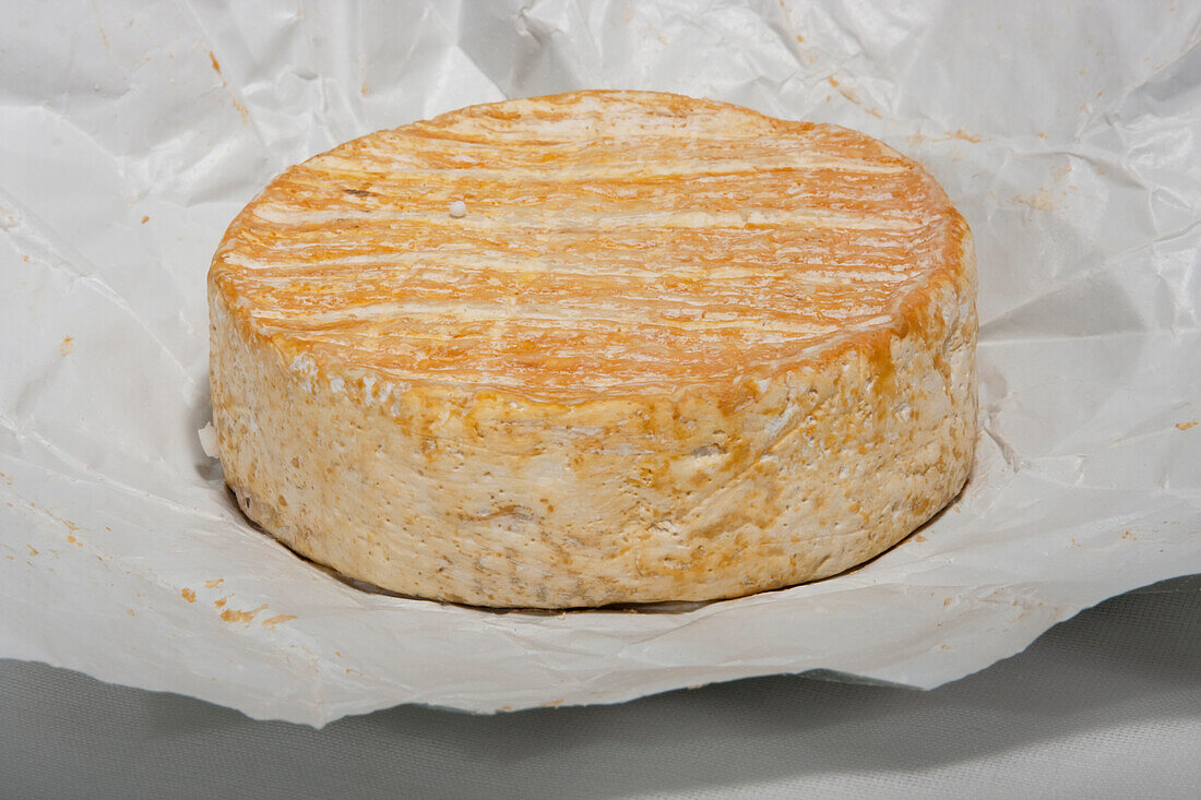 Australian Washington Washrind cow's milk cheese